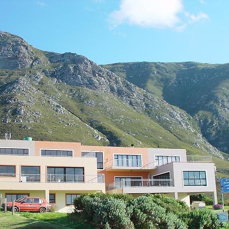 Jack'S Seaview Inn Bettyʼs Bay Exteriör bild