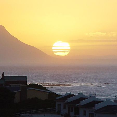 Jack'S Seaview Inn Bettyʼs Bay Exteriör bild