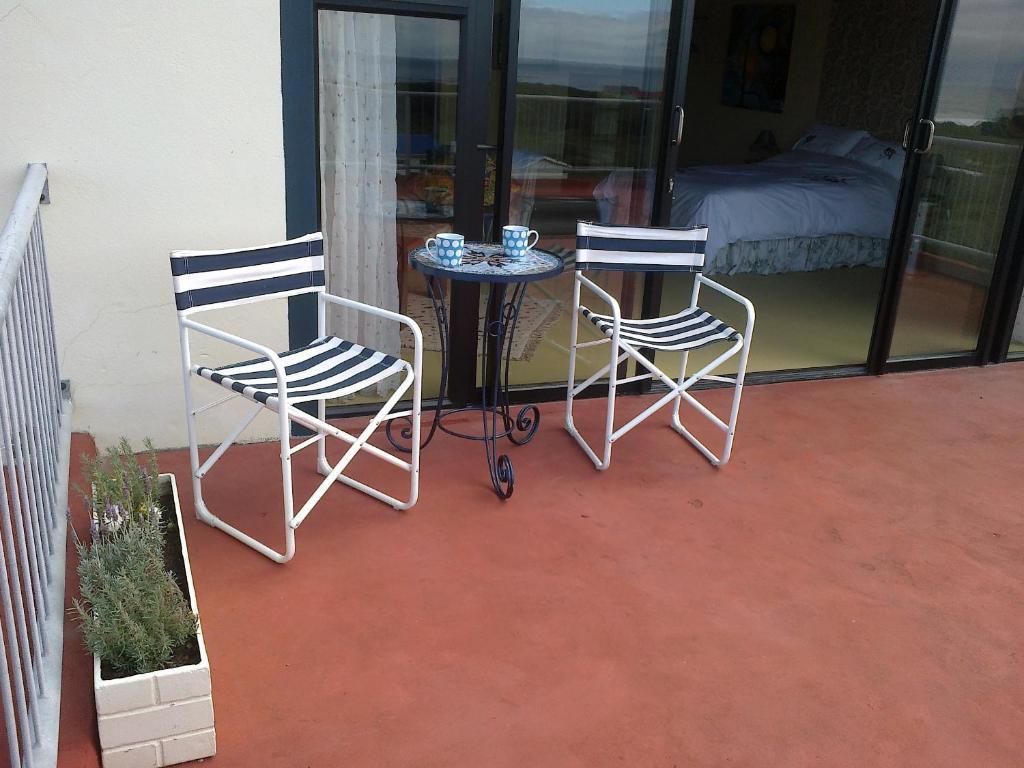 Jack'S Seaview Inn Bettyʼs Bay Rum bild