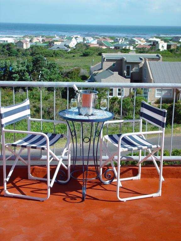 Jack'S Seaview Inn Bettyʼs Bay Rum bild