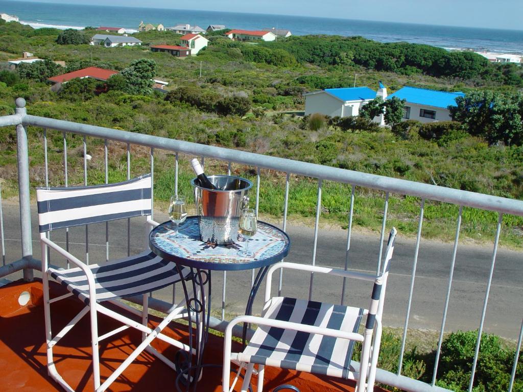 Jack'S Seaview Inn Bettyʼs Bay Rum bild